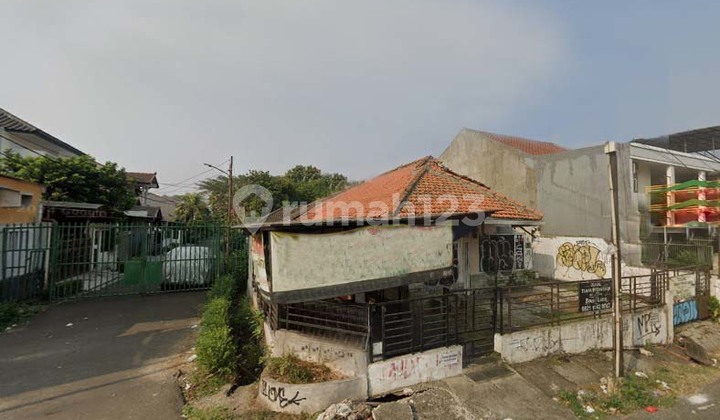 Dijual Rumah Hitung Tanah di Jl. Bintaro Utama Jakarta Selatan Dijual Rumah Hitung Tanah di Jl. Bintaro Utama Jakarta Selatan