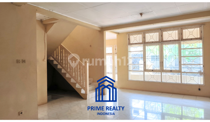 Dijual Rumah Hoek di Graha Raya Bintaro Jaya 2