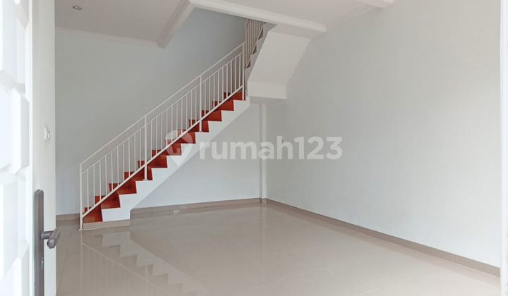 Dijual Rumah 2 Lantai Siap Huni di Pamulang 2