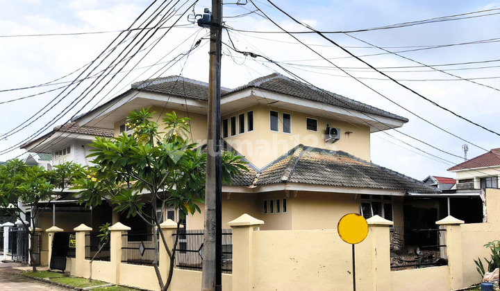 Dijual Rumah Hoek di Graha Raya Bintaro Jaya