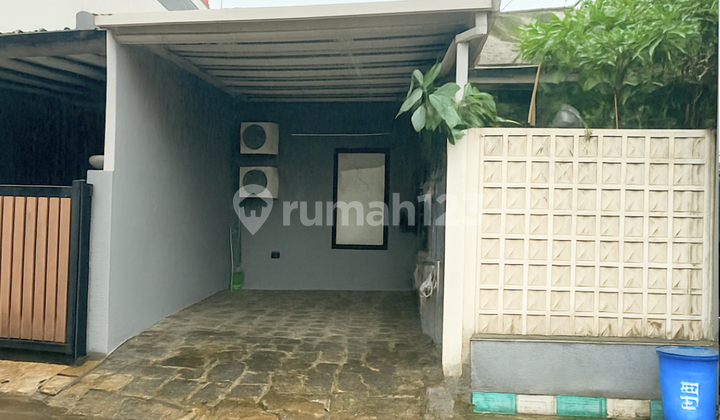 Dijual Rumah Siap Huni, Lokasi Super Strategis dekat dengan fasilitas pendidikan, kesehatan, perbelanjaan dan transportasi di Limo Depok