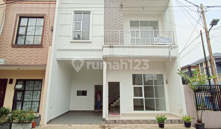 Dijual Rumah 2 Lantai Siap Huni di Pamulang Dijual Rumah 2 Lantai Siap Huni di Pamulang