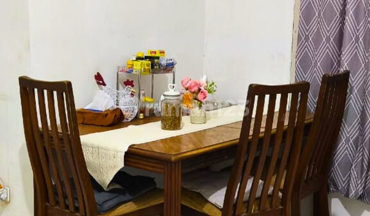 DIJUAL CEPAT! Rumah Hook Siap Huni di Ciputat