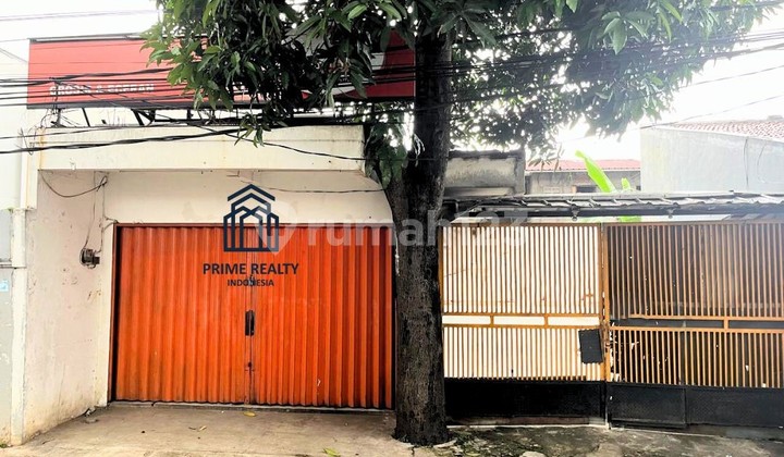 Rumah 2 Lantai Lokasi Strategis Dekat Bintaro 2