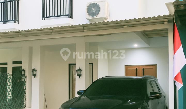 Dijual rumah compact siap huni dalam cluster pinggir jalan anti masuk gang Lokasi strategis dekat dengan stasiun Sudimara dan Jurangmangu