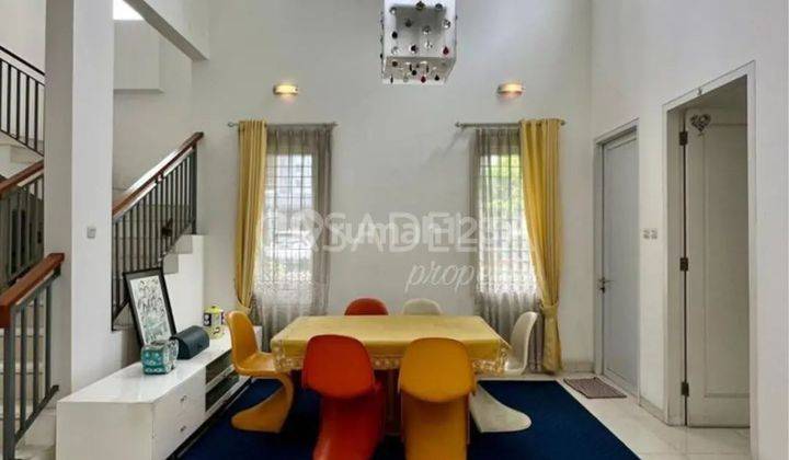 RUMAH DALAM TOWNHOUSE DIJUAL DI LEBAK BULUS  2