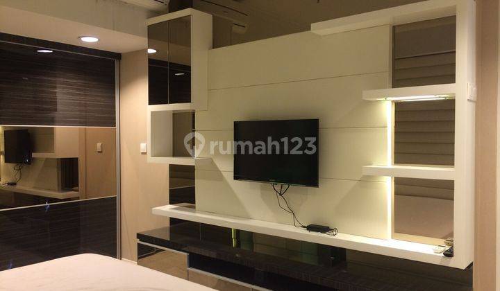 Dijual Cepat Apartemen Royal Meditarinia Central Park Tanjung Duren Jakarta Barat 2