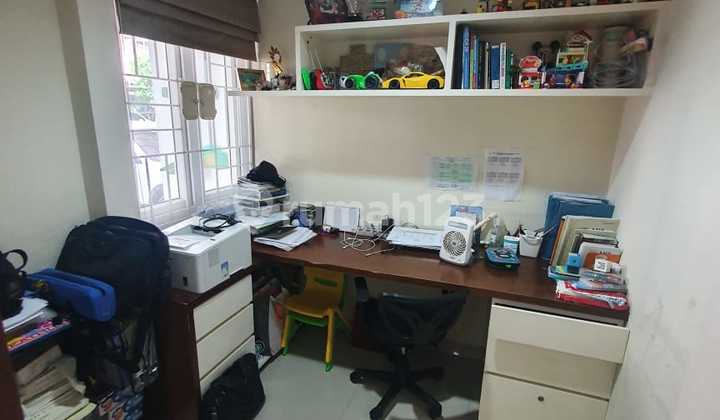 Dijual Rumah Siap Huni Furnished 2 Lantai Greencourt Jakarta Barat 2