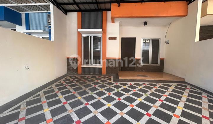 Dijual Cepat Rumah 2.5 Lantai Taman Surya Jak Bar