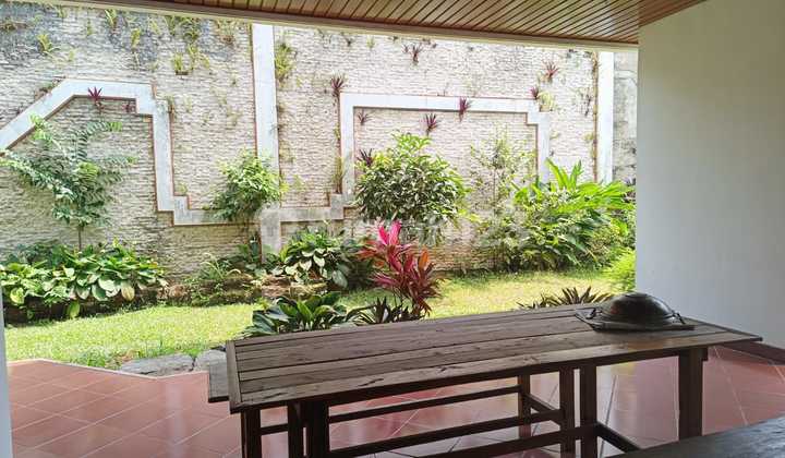 Rumah Mewah di Pasteur Bandung dengan Udara Sejuk Khas Kota Bandung