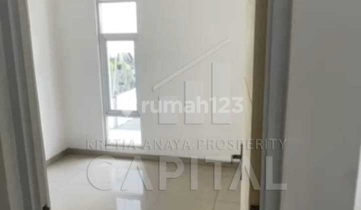 Ready-to-Occupy New House in a Cluster Compound in the Kopo Area 2