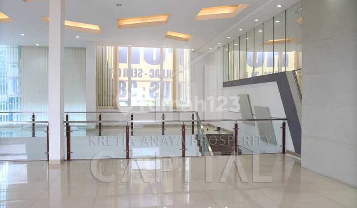Ruang Kantor Siap pakai Cocok Untuk Berbagai Usaha Dengan Lokasi Yang Strategis di Tengah Kota Jalan BKR Ruang Kantor Siap pakai Cocok Untuk Berbagai Usaha Dengan Lokasi Yang Strategis di Tengah Kota Jalan BKR