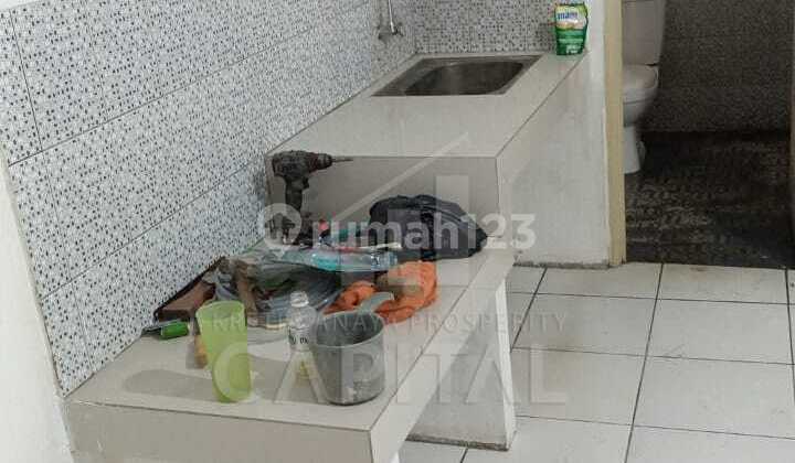 Main Road Kiaracondong Shop House, Strategic Location and Business Ready 2