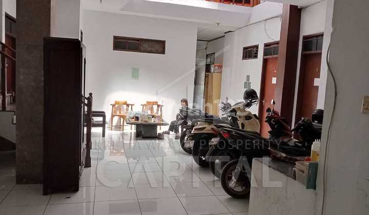 Boarding House with a Strategic Location at Sayap Pasteur 2