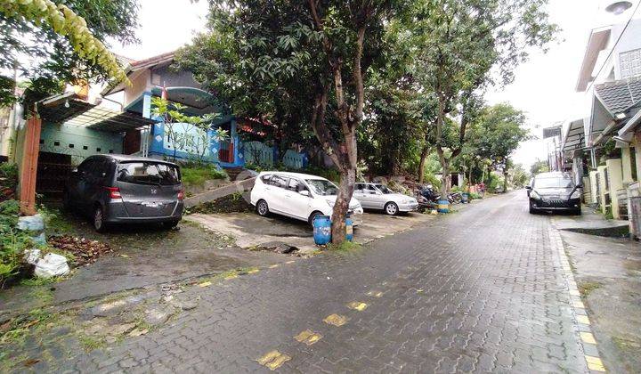 Rumah Semarang atas sisi barat 1