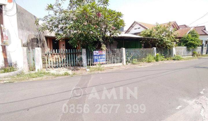 Rumah dekat Undip di Sawunggaling 2