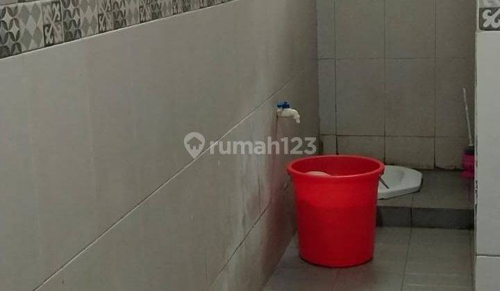 Dijual Rumah 2 Lantai Dekat Lapangan Tegalega Lokasi Strategis