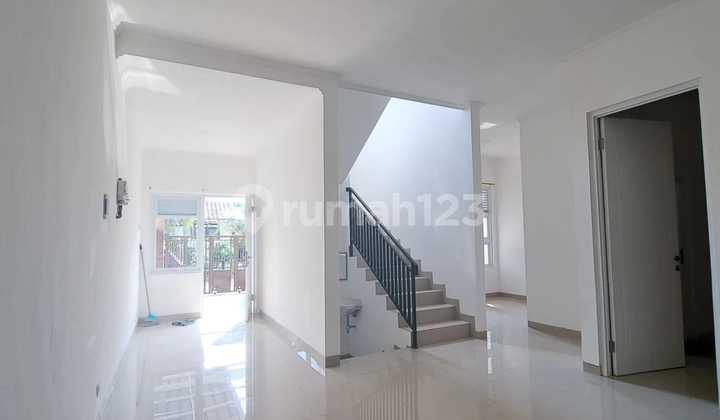 Rumah Asri Dalam Komplek Siap Huni 2