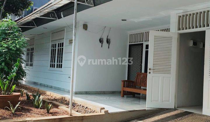 Rumah di sewakan di pondok indah jalan alam segar X 2