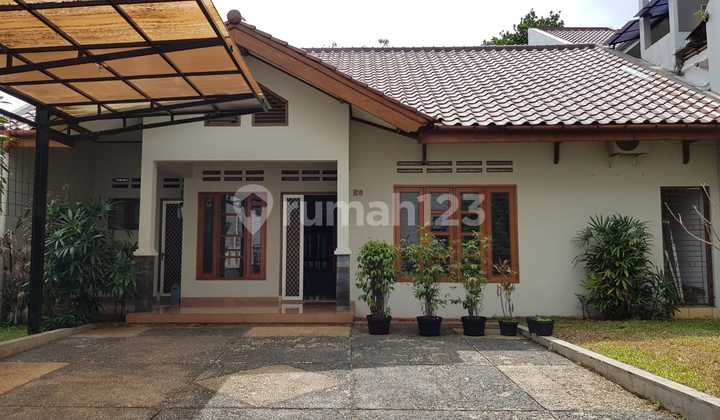 Rumah Murah Luas dan Terawat di Wijaya Kusum Cilandak 1