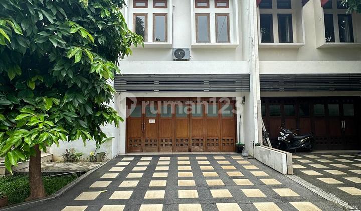 Rumah Murah di Daerah Condet Jakarta Timur di Dalam Cluster One Gate System