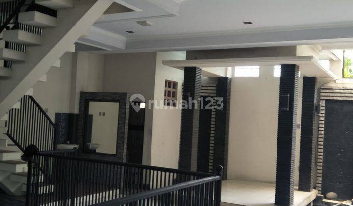 Rumah Murah Di Jalan Kutilang Pondok Gede Dgn Akses Depan Rumah 2 Mobil Lokasi Dekat Dengan Tip Top Hanya 300m 2