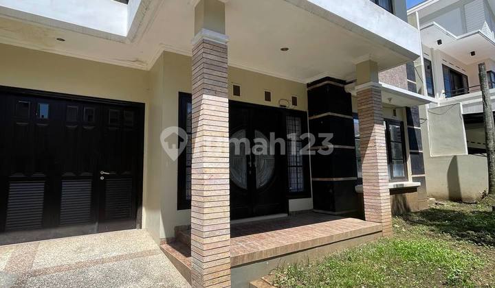 Disewakan Rumah Bagus dan Terawat di Villa Puncak Tidar, Malang 2