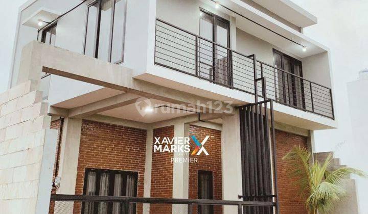 Dijual Villa Modern + Kolam Renang Daerah Lembah Metro, Kota Batu 1