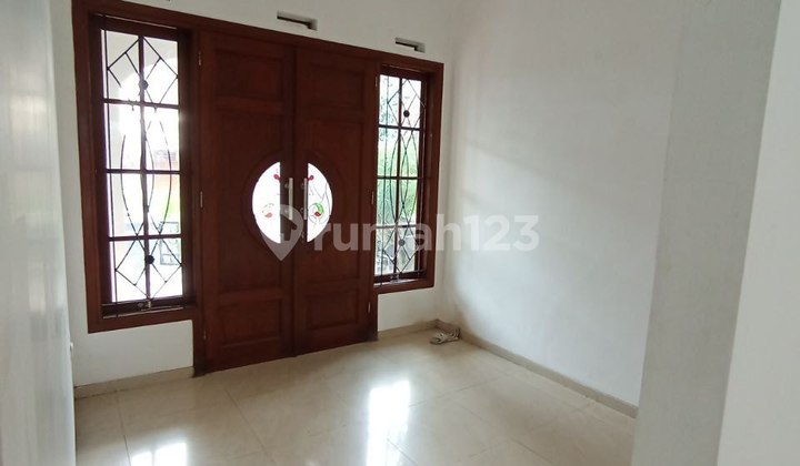 Disewakan Rumah Modern Siap Huni Di Villa Puncak Tidar, Malang 2