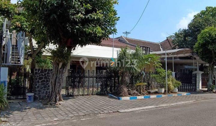 Dijual Rumah Klasik Ada Kamar Kost Aktif Area Sarangan, Malang 2