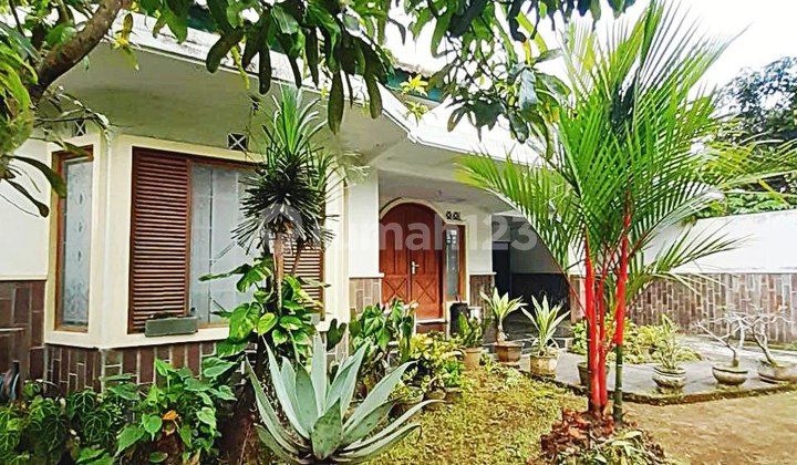 For Sale Spacious Well-Maintained Ready-to-Occupy House in Bunga Cengkeh Area, Suhat Malang 2