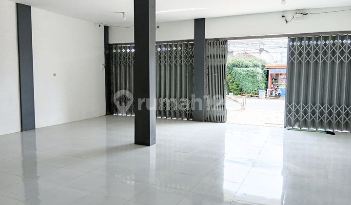 For Rent New Fresh 1-Story Shop House in Saptorenggo, Pakis Subdistrict, Malang Regency 2