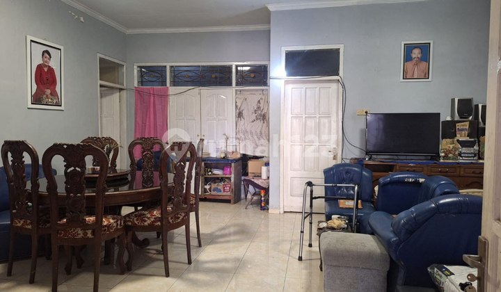 Dijual / Disewakan Rumah Terawat Siap Huni di Jalan Bantaran, Mlg 2