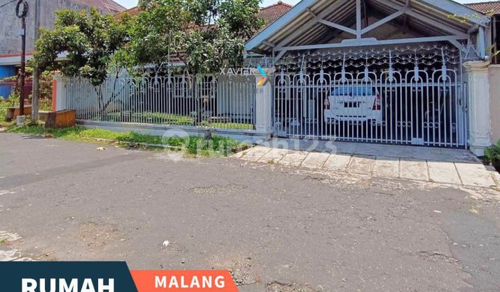 Dijual Rumah Klasik Cantik & Terawat di Daerah Dieng, Kota Malang