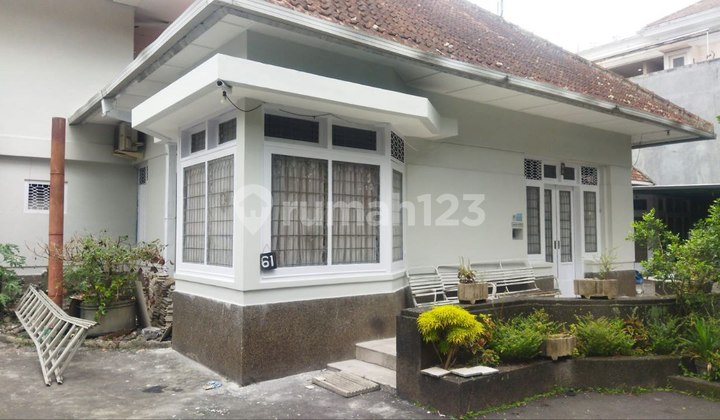 Dijual Rumah Terawat Bangunan Kolonial Belanda di Raya Ijen, Mlg 2