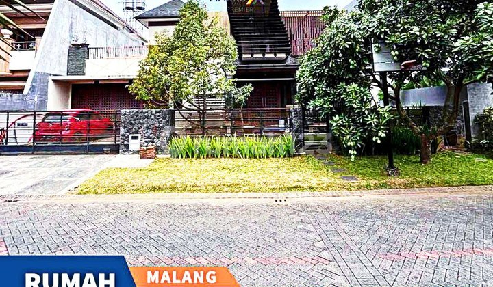 Dijual Rumah Modern Tropis di Cluster Araya Golf Boulevard, Mlg