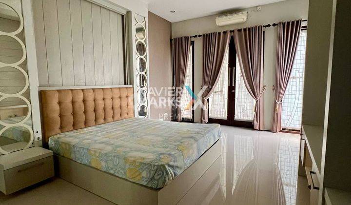 Rumah Modern + Kolam Renang Di Boulevard Cluster Golf, Araya Mlg 2