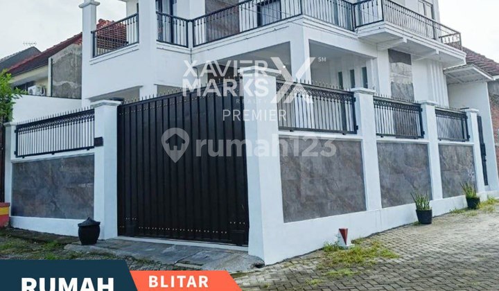 For Sale New Modern Luxury Furnished House in Kanigoro Indah, Blitar Regency.