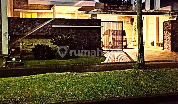 For Sale Modern Luxury House at Boulevard Araya Golf Malang 2