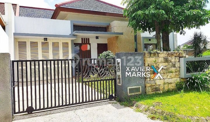 For Sale Modern Move-in Ready House in Graha Kencana, Blimbing - Malang 2