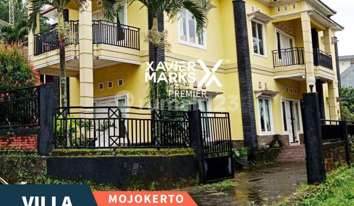 For Sale: Large Villa, Hook + Furnishings in Pacet, Mojosari - Mojokerto