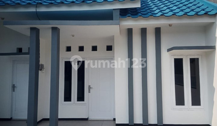 For Sale Ready-to-Occupy House in Vila Gunung Buring, Cemorokandang, Malang 2