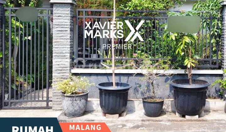 Dijual Rumah Bagus Terawat Semi Furnish di Jalan Teluk2, Malang