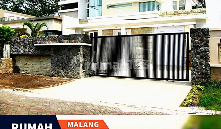 Dijual Rumah Modern Mewah di Boulevard Araya Golf Malang Dijual Rumah Modern Mewah di Boulevard Araya Golf Malang