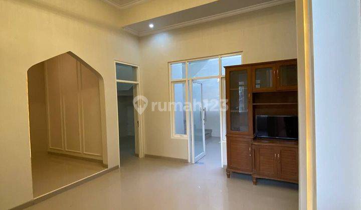 Dijual Rumah Modern Mewah Di Puncak Permata Sengkaling, Malang 2