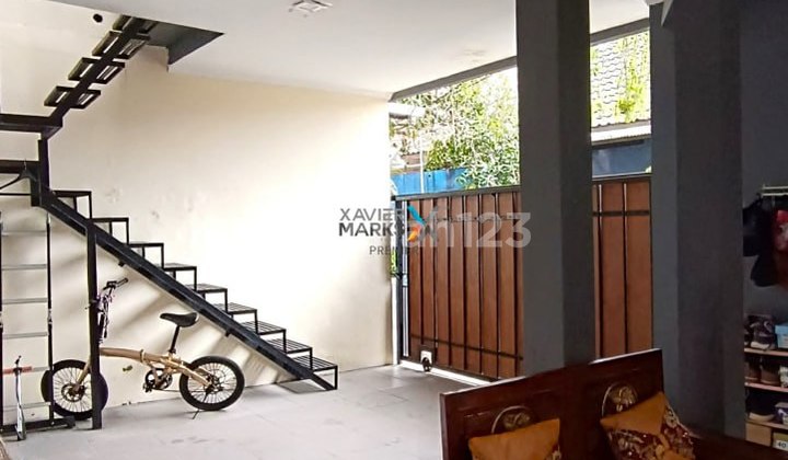 Dijual Rumah Terawat Full Furnished di Blok Depan Pbi Araya Mlg 2