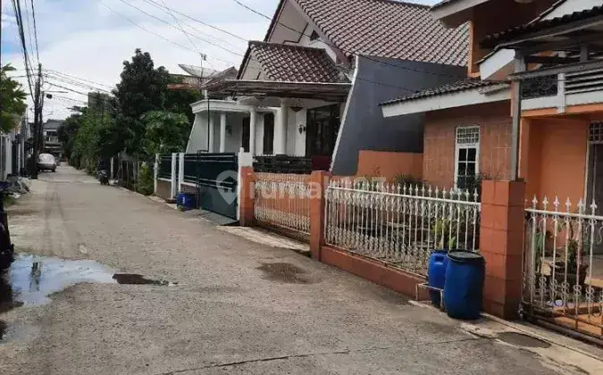 Dijual Rumah Komplek Bina Lindung 2