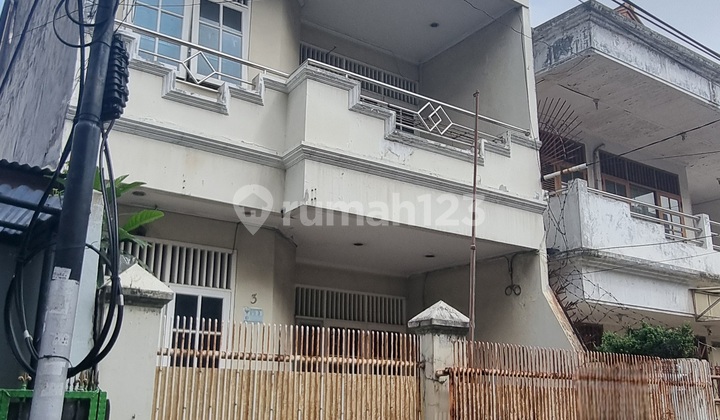 Rumah Tomang Siap Huni Dekat Kampus dan Mall 2