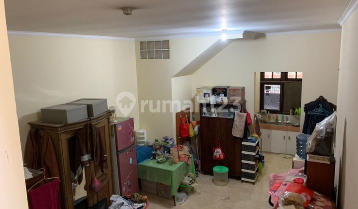 Rumah di Gelong Baru Tomang Jakarta Barat Sudah SHM 2