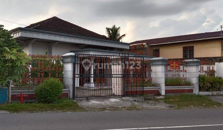 RUMAH 2 LANTAI AREA SEKOLAHAN  2